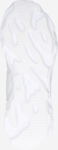 Nike Sportswear Platform trainers in White