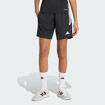 regular Pantaloni sportivi 'Tiro 26 Essentials' di ADIDAS PERFORMANCE in nero: frontale