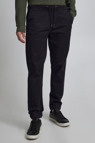 BLEND Tapered Pants in Black: front