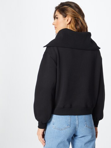 Urban Classics Sweatshirt in Schwarz