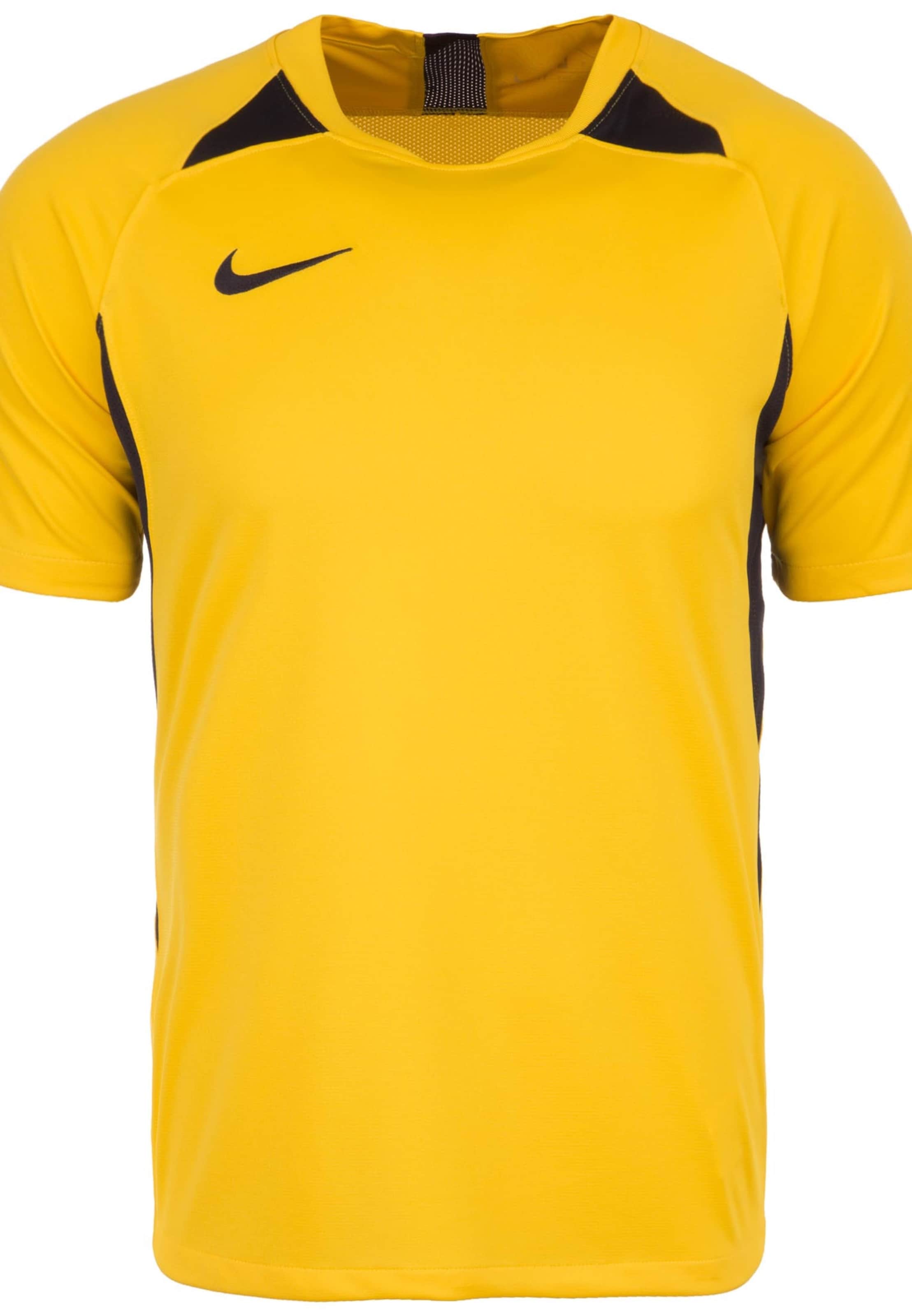 Männer Sportbekleidung NIKE Fußballtrikot 'Legend' in Goldgelb - UD65589