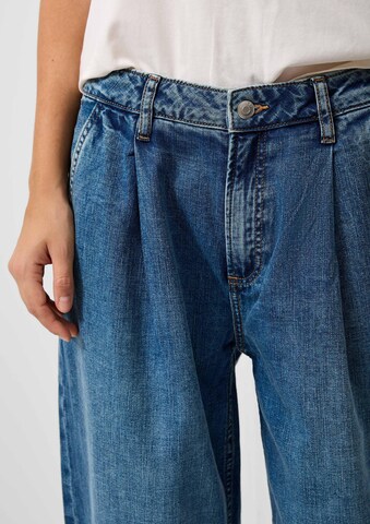 QS Vat Bandplooi jeans in Blauw
