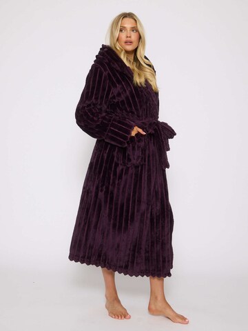 Loungeable Bademantel in Lila