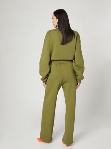 Smiles Regular Trousers 'Ediz' in Green