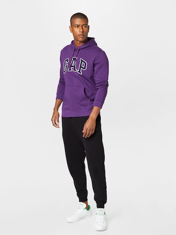 GAP Sweatshirt i lilla