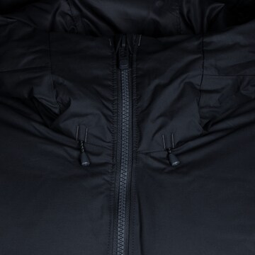 Veste de sport UNDER ARMOUR en noir