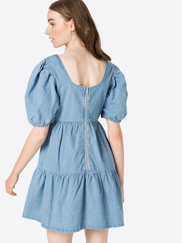 Robe Missguided en bleu