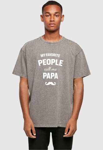 Merchcode Shirt 'Fathers Day - My Favorite People Call Me Papa' in Grey: front
