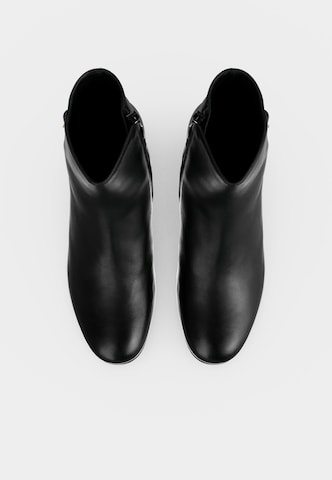 Botine 'ELLA' de la Högl pe negru