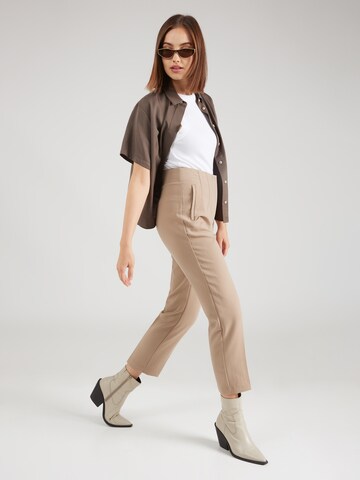 ZABAIONE Regular Trousers with creases 'Jade' in Beige