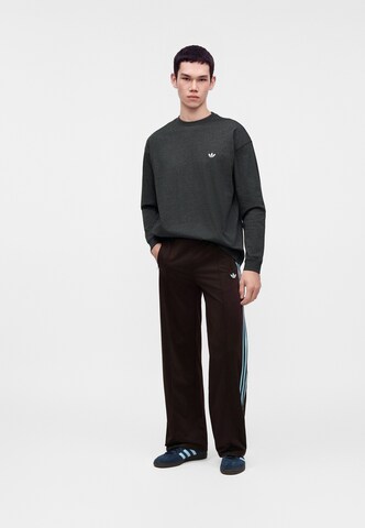 ADIDAS ORIGINALS - Camiseta 'Trefoil Essentials' en negro