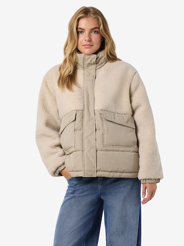 Noisy may Tussenjas 'NMCHERRY' in Beige: voorkant