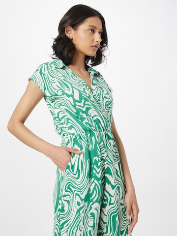 Tuta jumpsuit di AX Paris in verde