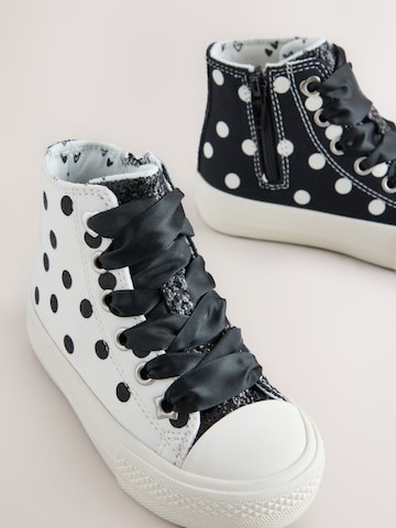 Next Sneakers 'Derbe' in White