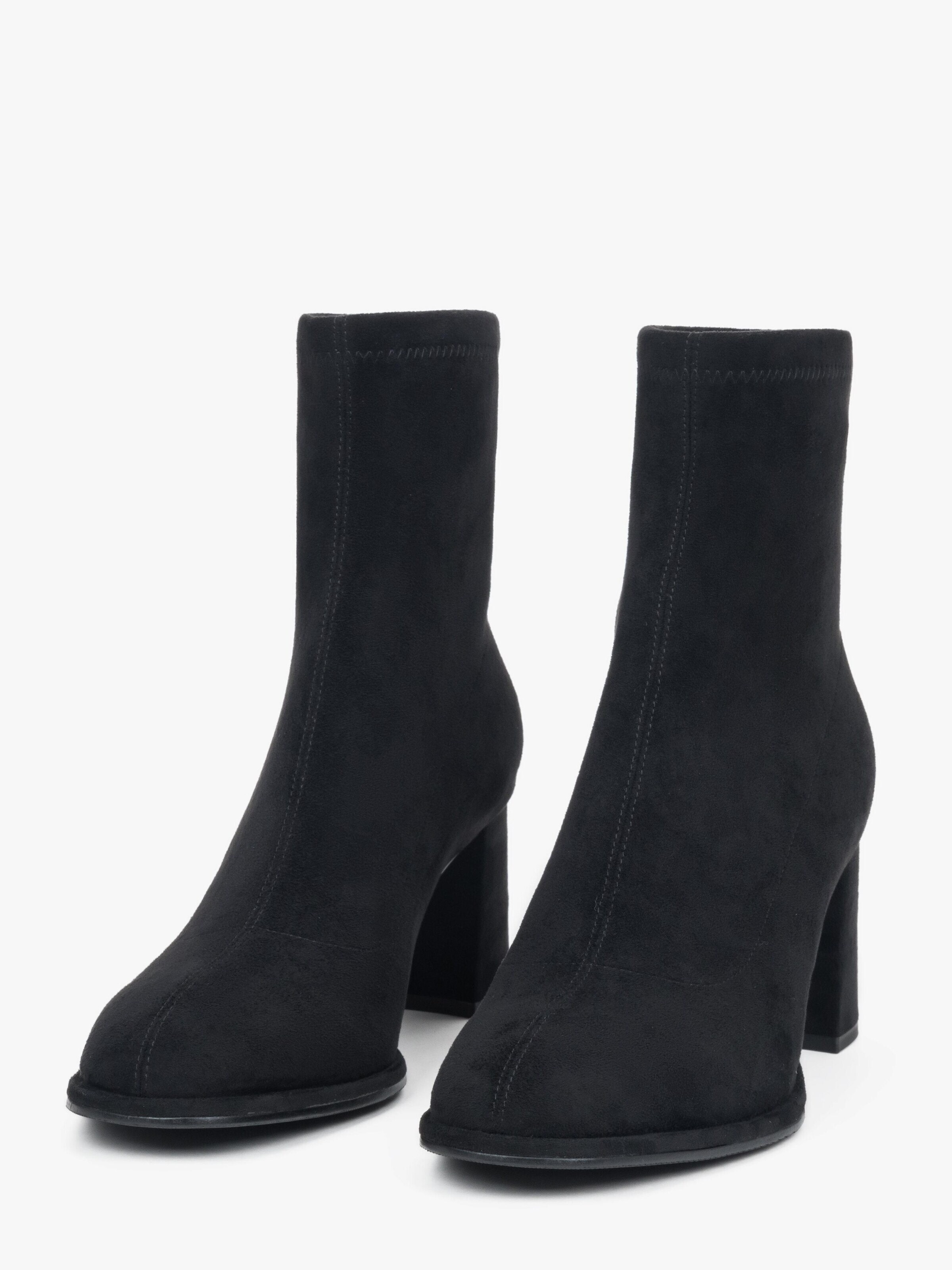 Ankle boots '24123-563' di Estro in nero
