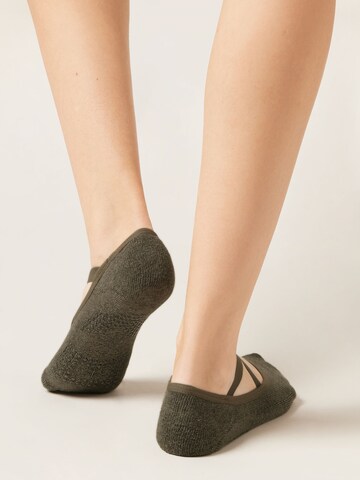 CALZEDONIA Ankle Socks 'Pilates' in Green