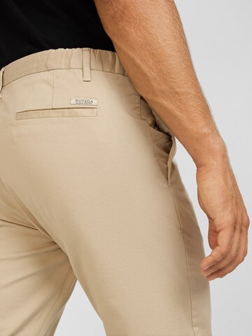 WOTEGA Regular Chino Pants in Beige