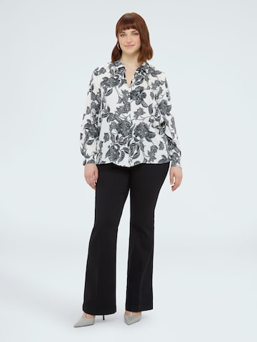 Fiorella Rubino - Camiseta en negro