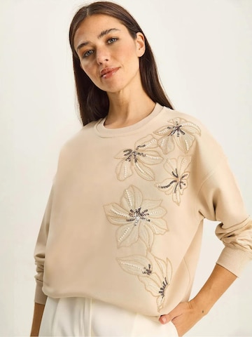 Felpa di Bianco Lucci in beige: frontale