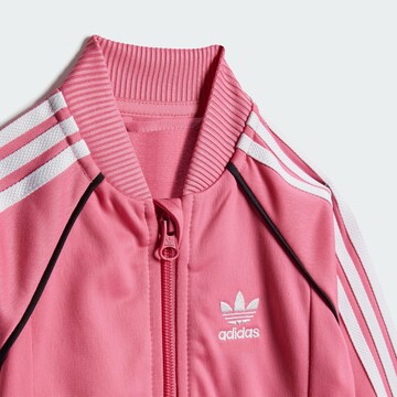 ADIDAS ORIGINALS Jooksudress 'Adicolor', värv roosa