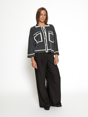 Peppercorn Kardigan 'Kylie' – černá