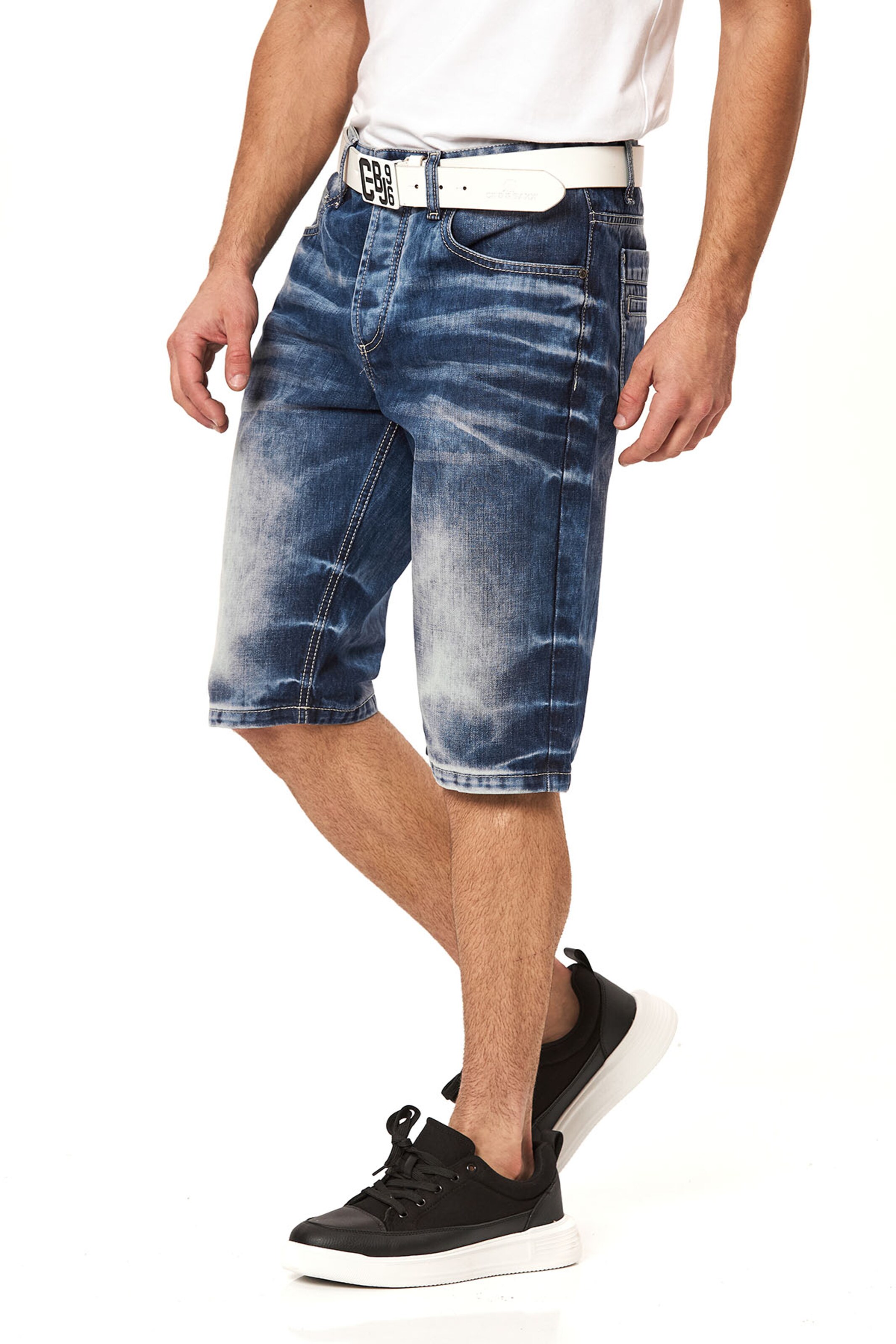 CIPO & BAXX Regular Jeans in Blue