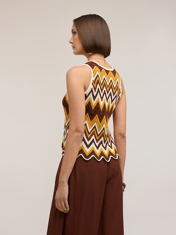 MOTIVI Knitted top in Brown