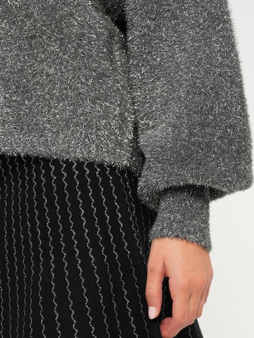 YAS Pullover 'YASLISTRA' in Grau