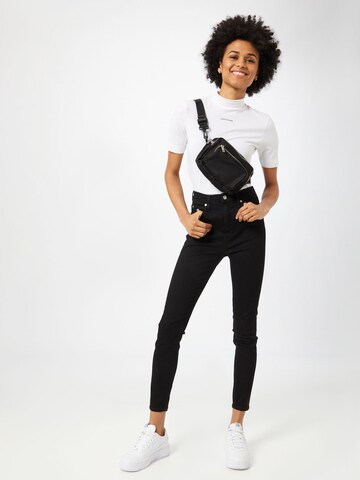 Skinny Jeans de la Calvin Klein Jeans pe negru