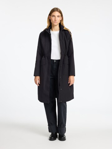 SELECTED FEMME Raincoat in Black: front