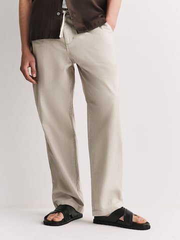 Next Loose fit Trousers in Grey: front