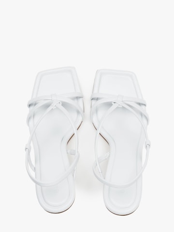 Estro Sandal '2238-2' in White