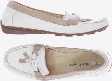 HUSH PUPPIES Flats & Loafers in 37 in White: front