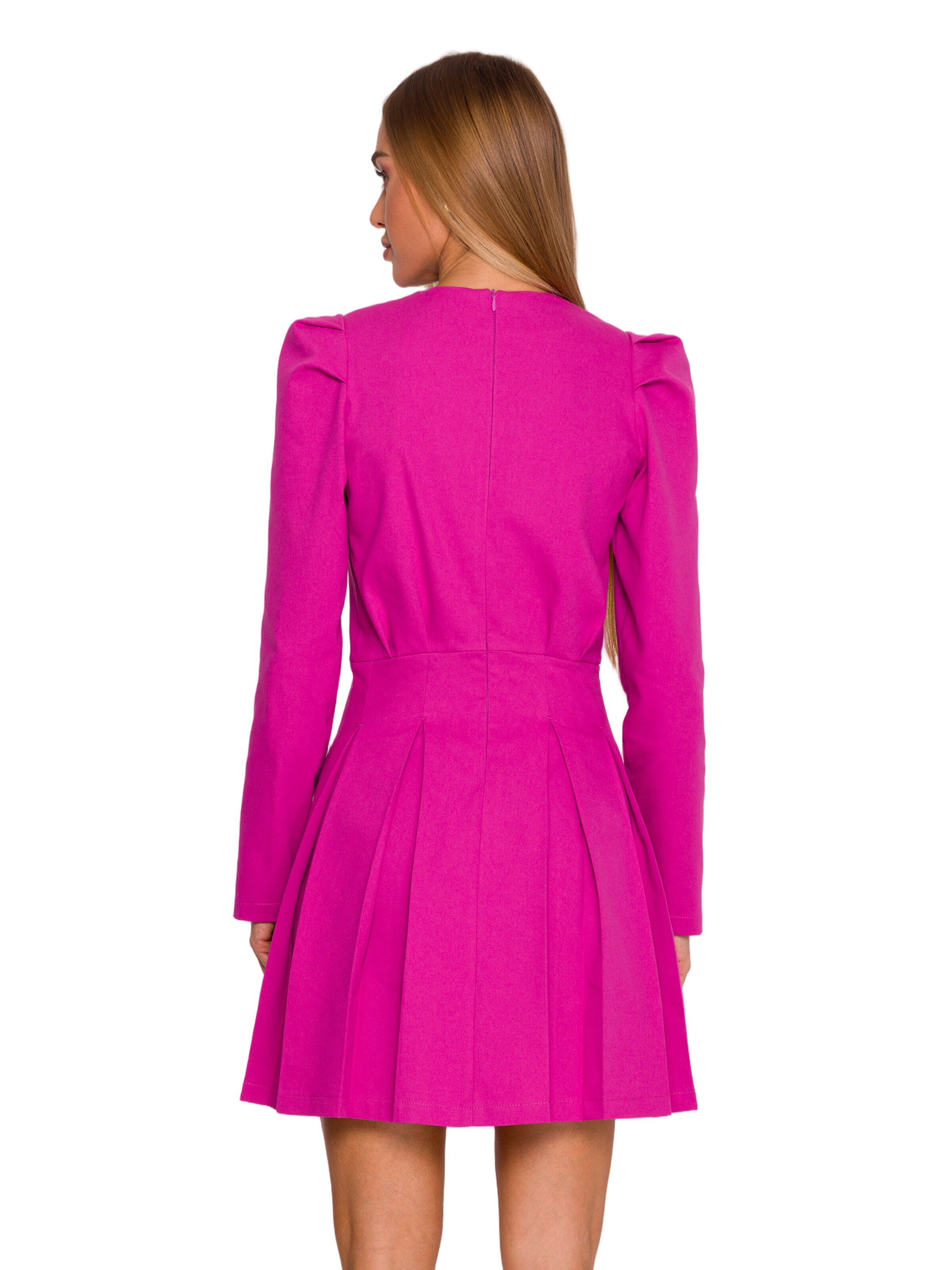 Rochie de la made of emotion pe roz