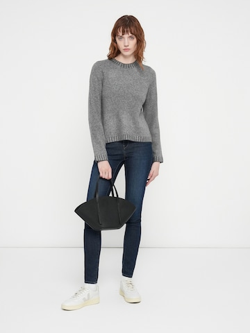 ONLY - Jersey 'ONLFINA' en gris