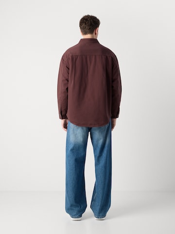 Comfort Fit Cămașă '90S' de la Calvin Klein Jeans pe maro: spate