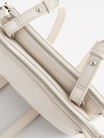 Next Tasche in Weiß
