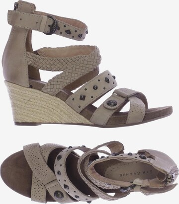 5TH AVENUE Sandals & High-Heeled Sandals in 39 in Brown: front