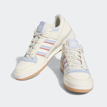 ADIDAS ORIGINALS Sneakers laag 'Forum' in Beige