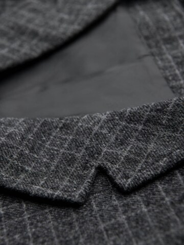 Ombre Vest '0110' in Black