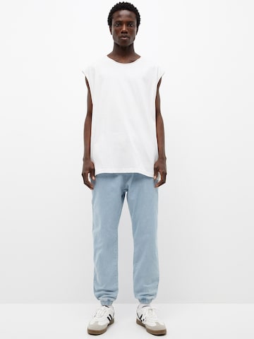 Pull&Bear Tapered Jeans in Blau