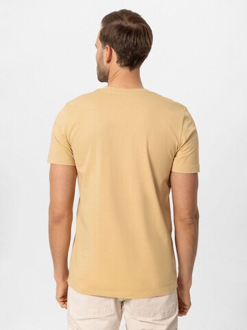 Tricou de la Jacey Quinn pe albastru