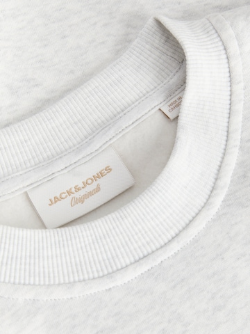 balts JACK & JONES Sportisks džemperis 'JORFREDERIKSBERG'