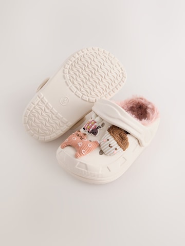 Next Huisschoenen in Beige