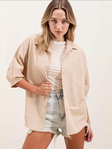 Bigdart Blouse in Beige: front