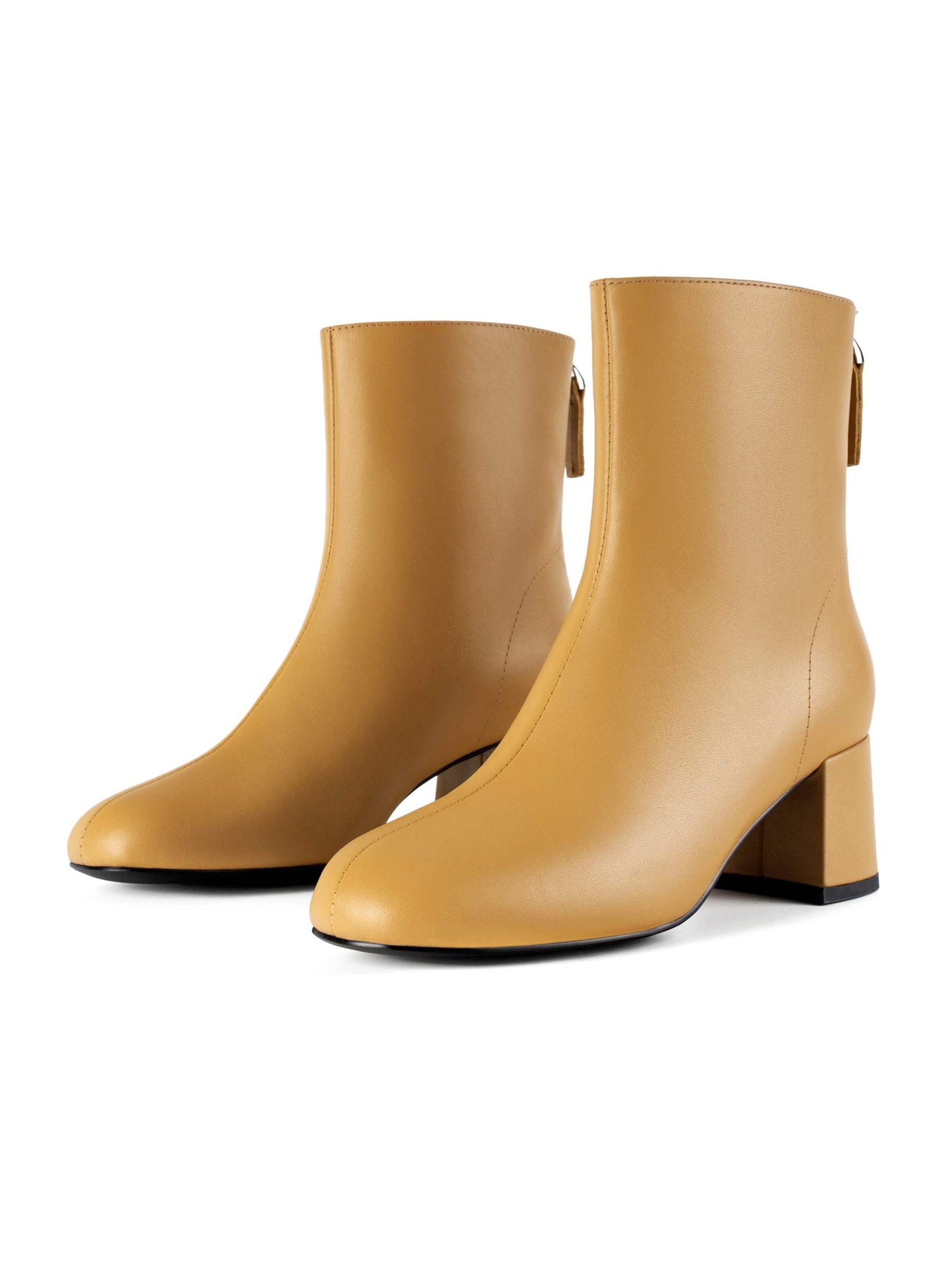 L37 HANDMADE SHOES Ankelstøvler 'A LONELY PLACE TO BE' i gul: forside