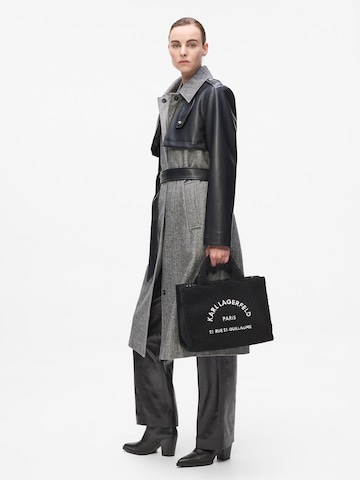 Karl Lagerfeld Ostoskassi värissä musta