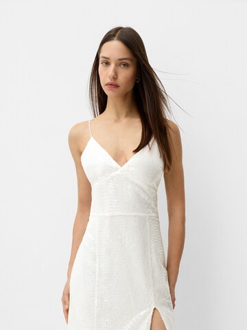 Bershka Kleid in Weiß: Vorderseite