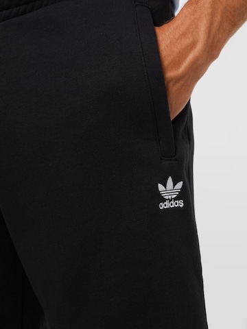 ADIDAS ORIGINALS Štandardný strih Nohavice 'Adicolor Essentials Trefoil' - Čierna