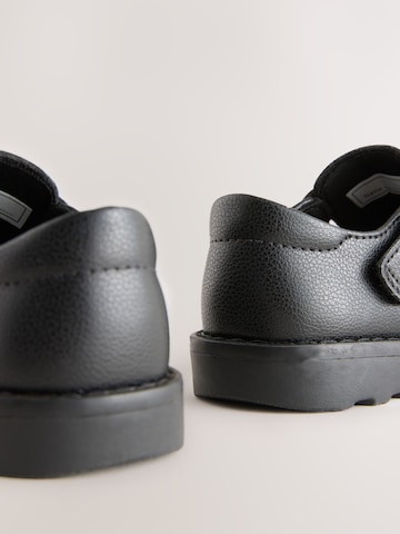 Next Low shoe in Black